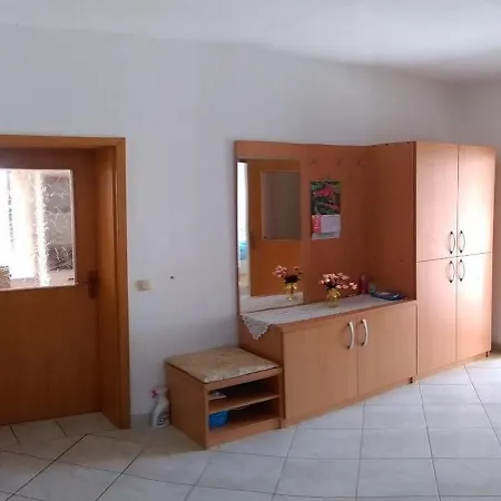 Vesna * Seget Vranjica