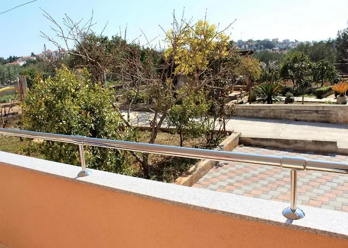 Vesna Apartmán Seget Vranjica